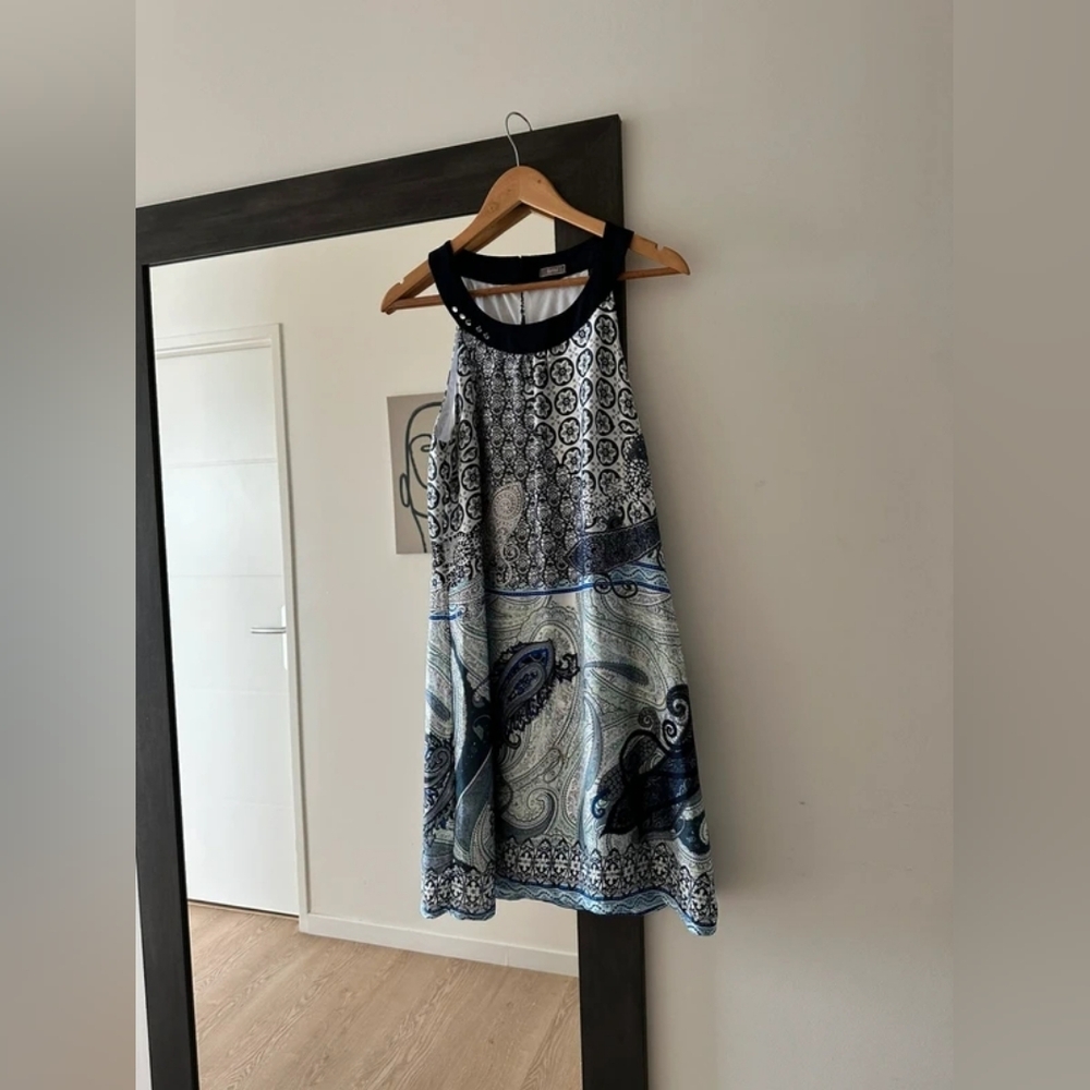 Blue and White Printed Sleeveless Dress with Navy Collar